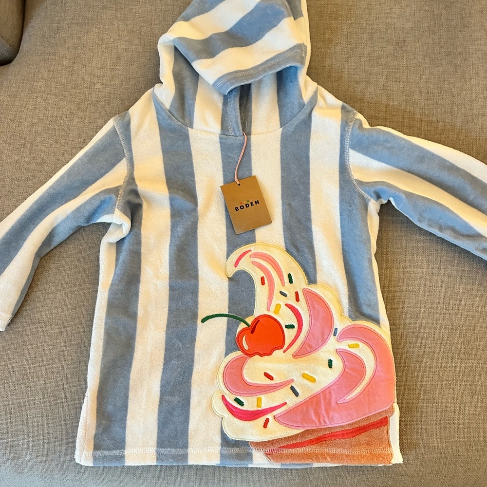 Mini Boden Blue and Cream Striped Toweling “Throw On” swim coverup - ice cream